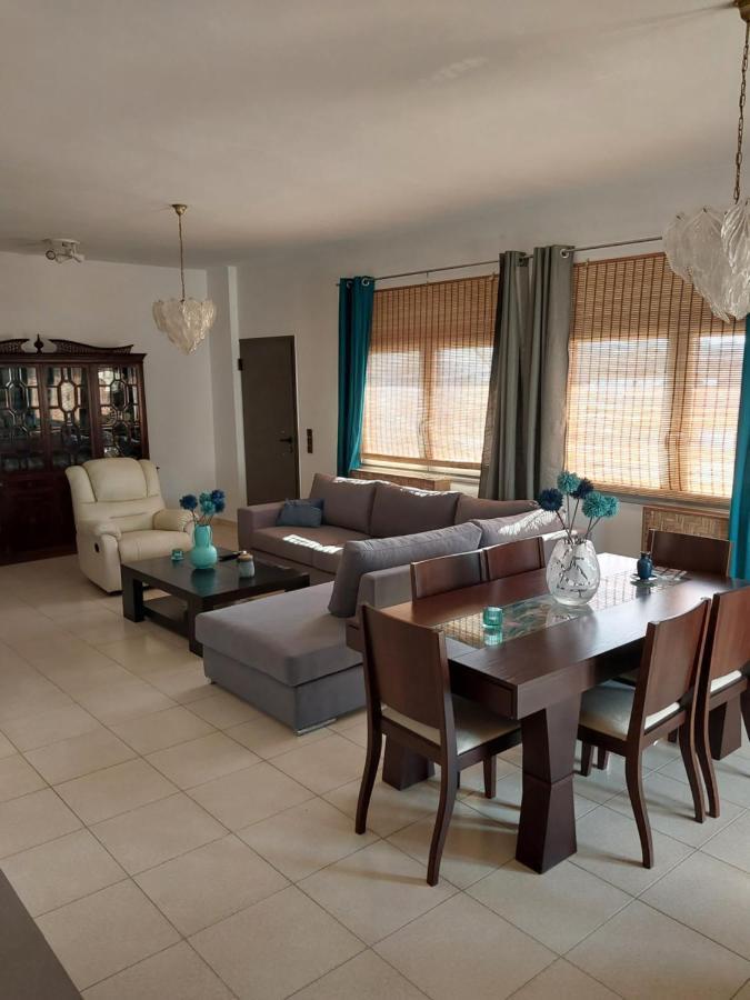 Passatempo Casa - 3 Bedroom Apartment Close To The Swimming Pool Gerani  Екстериор снимка